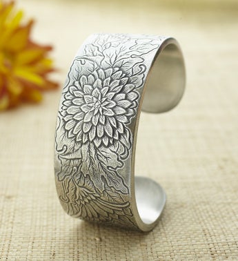 Flower of the Month Bracelet-November